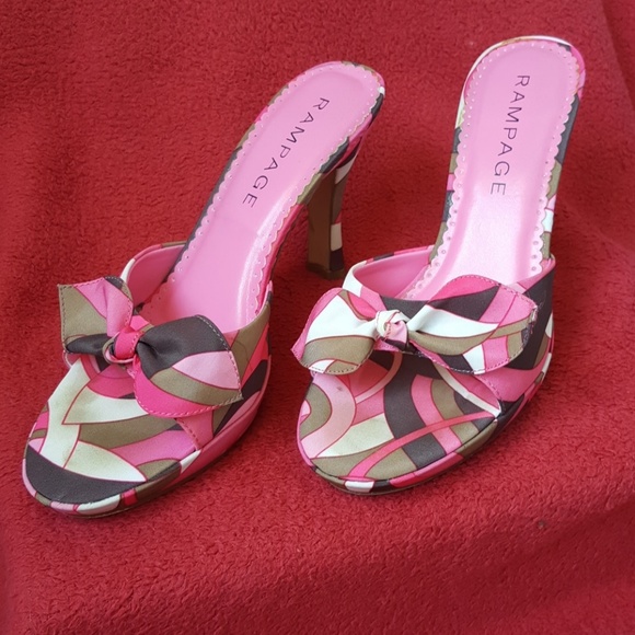 Bow details Mike style heels - Picture 1 of 8